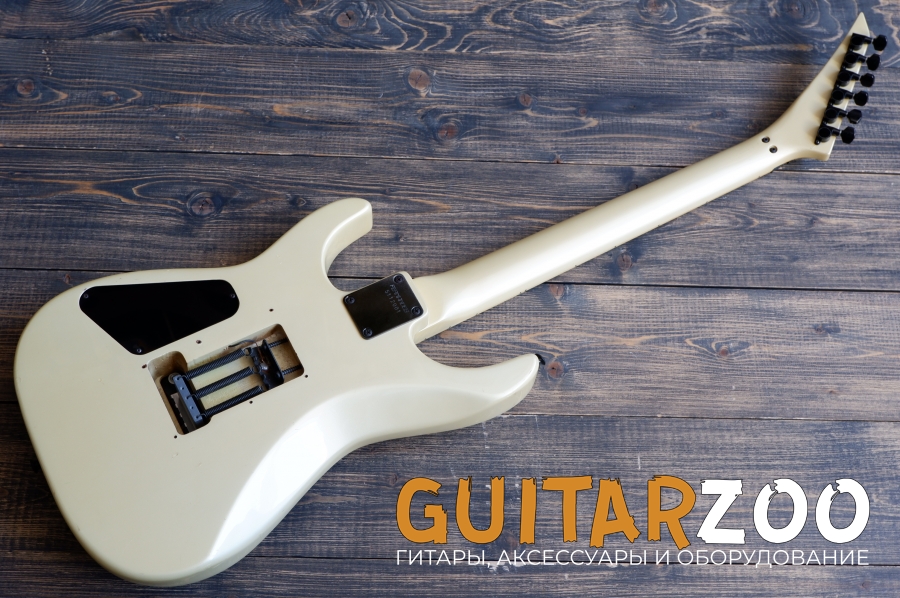 Fernandes STJ-75PW Limited Edition Fernandes STJ-75PW Limited Edition